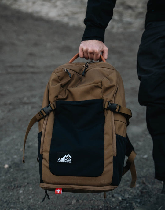Everyday Carry 24L Pack – with Integrated First Aid System - Aska Outdoors