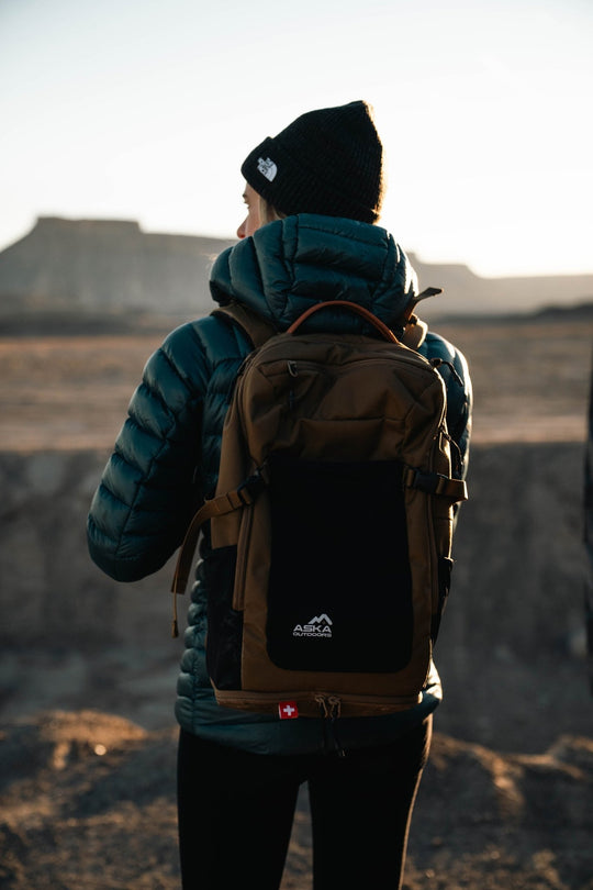 Everyday Carry 24L Pack – with Integrated First Aid System - Aska Outdoors