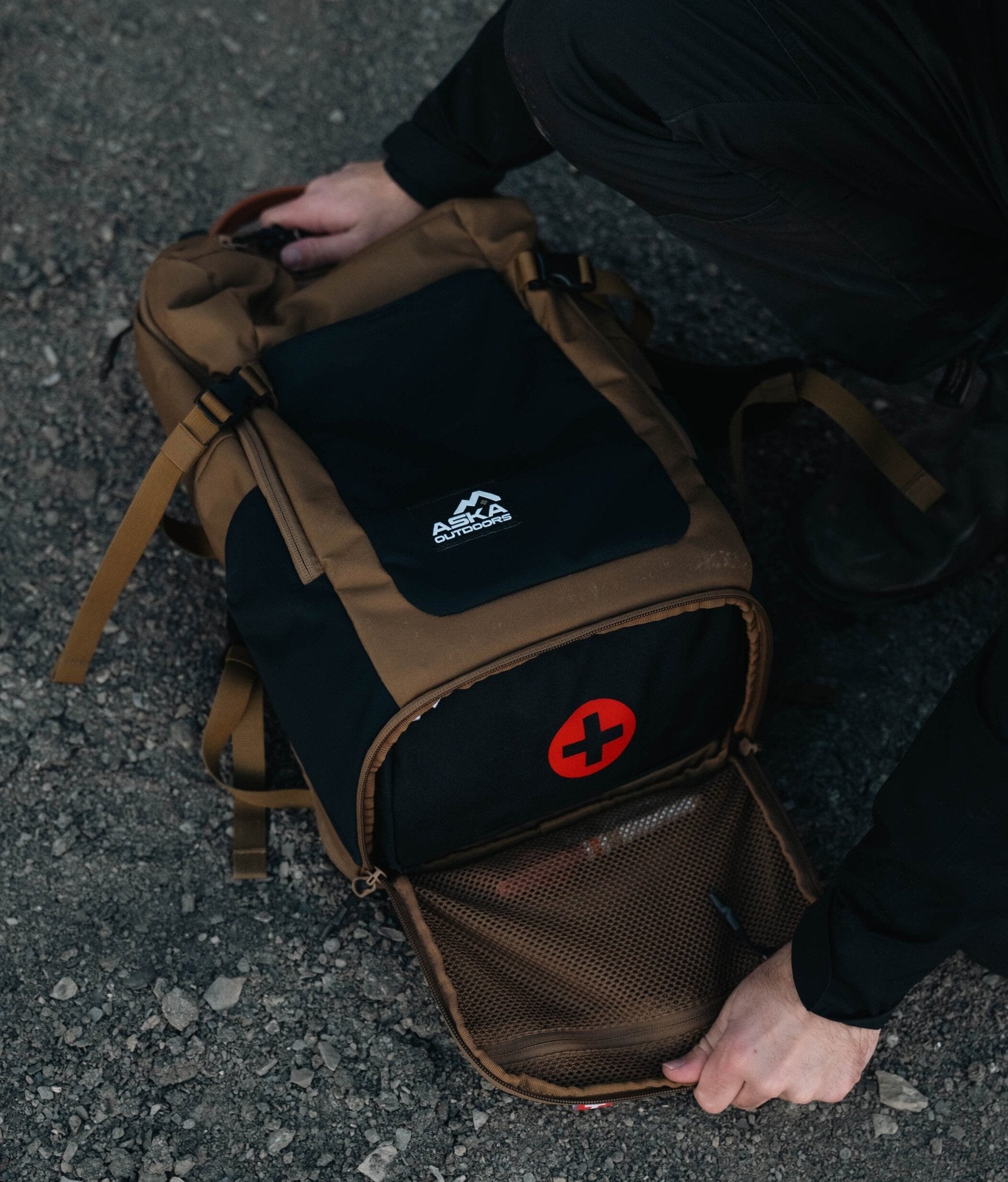 Everyday Carry 24L Pack – with Integrated First Aid System – Aska